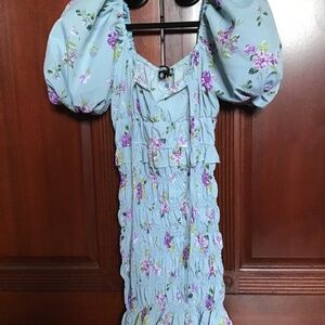 MISGUIDED PUFF SLEEVED FLORAL SHIRRED DRESS